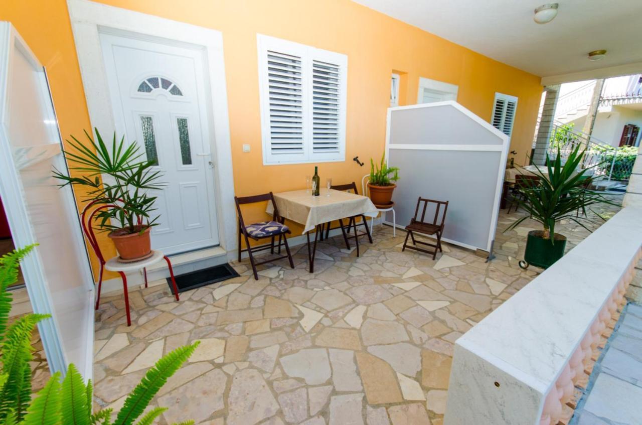 טרוגיר Apartments Ivana מראה חיצוני תמונה