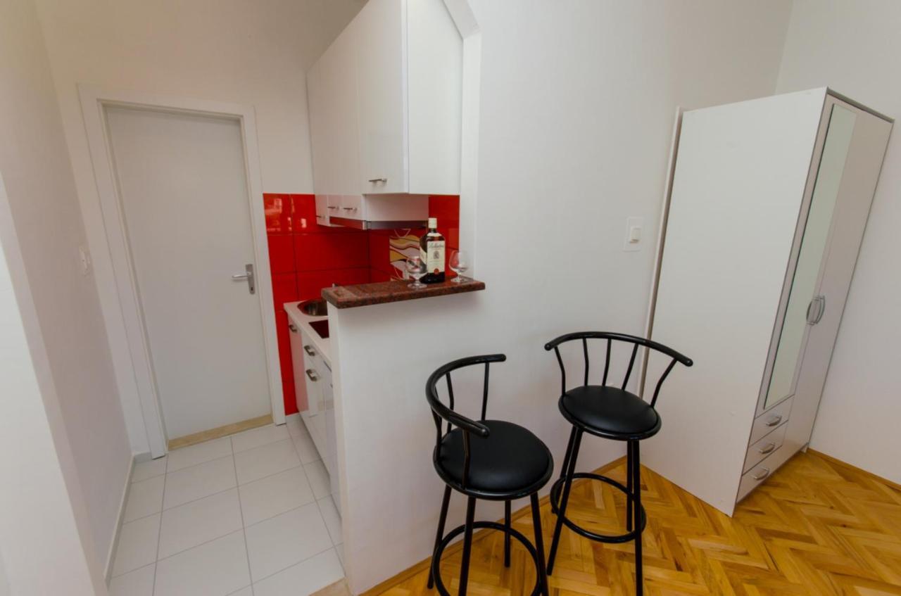 טרוגיר Apartments Ivana מראה חיצוני תמונה
