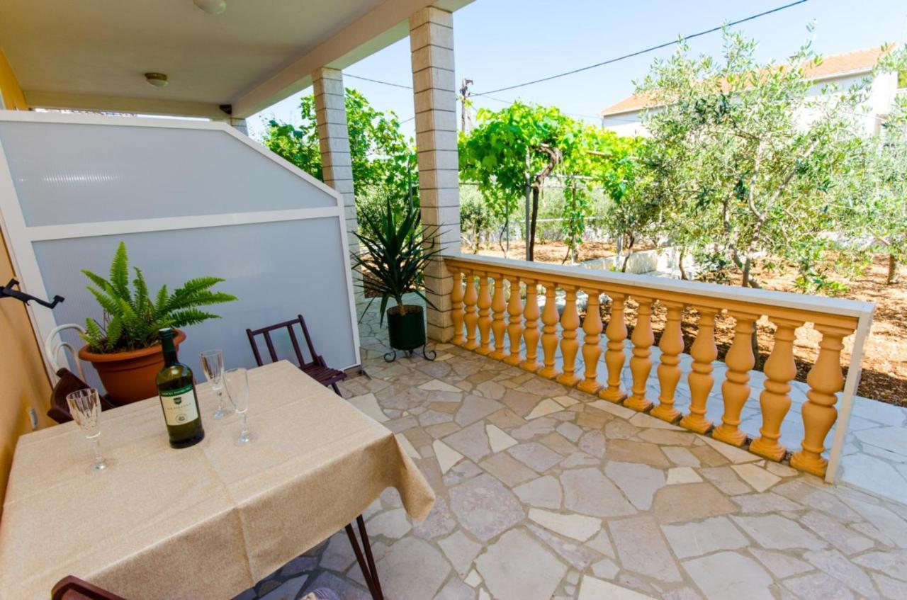 טרוגיר Apartments Ivana מראה חיצוני תמונה
