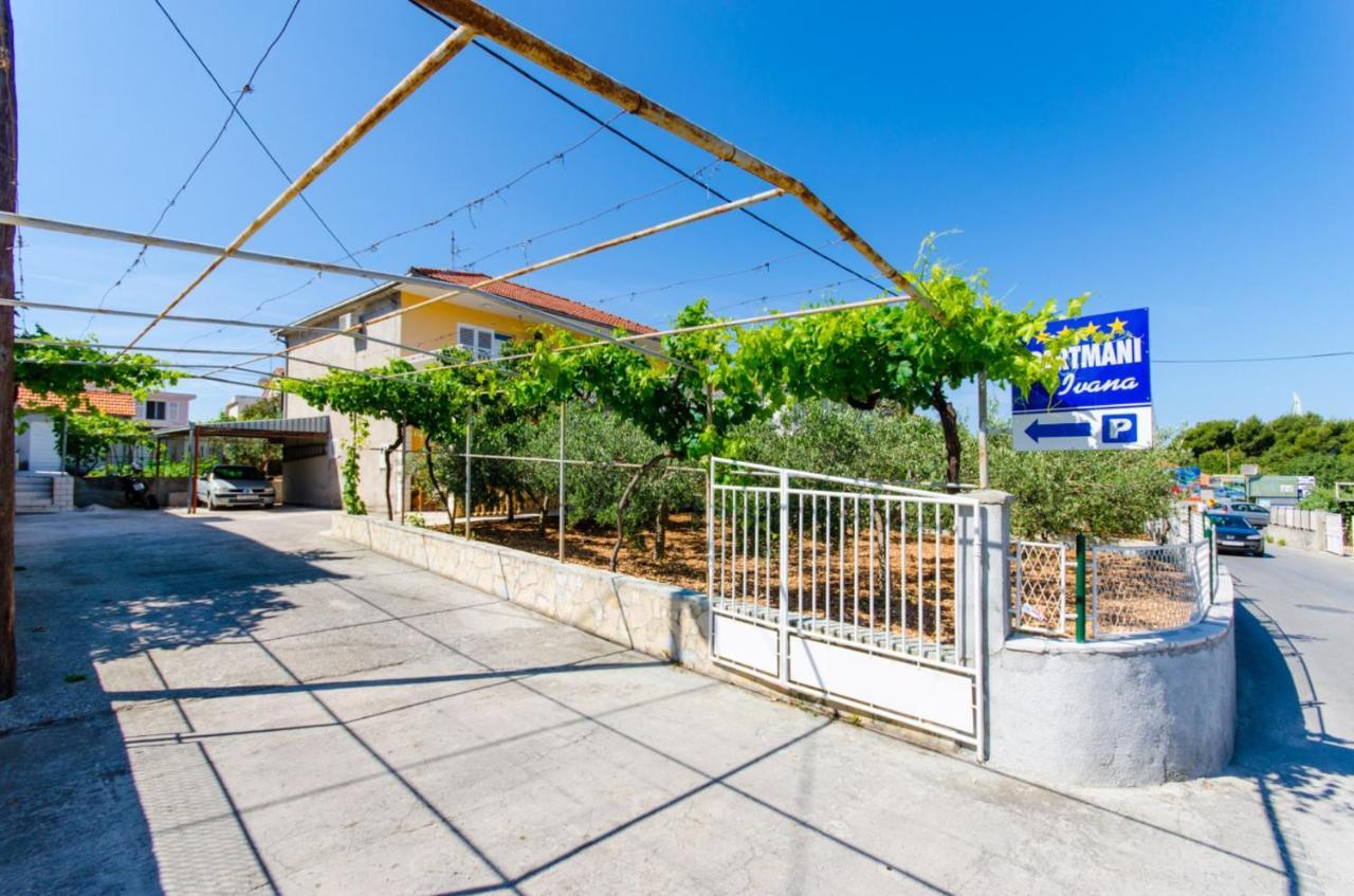 טרוגיר Apartments Ivana מראה חיצוני תמונה